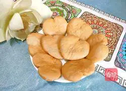 Illustration of how to make corn brown sugar steamed buns 1