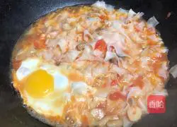 Illustration of how to make tomato and egg fried noodles 12