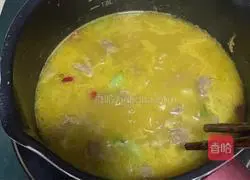 Illustration of how to make beef in sour soup 8