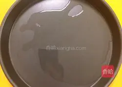 Illustration of how to make Hawaiian fruit pizza 3