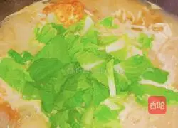 Illustration of how to make fried egg noodle soup 6