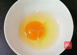 Illustration of how to make shrimp, rice and egg custard (baby food supplement) 11