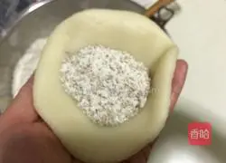 Illustration of how to make hard-shell mooncakes in northern Shaanxi 8