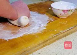 Illustration of how to make steamed spring cakes 6
