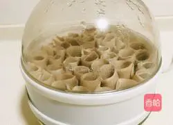 Steamed vegetables: Illustration of making oatmeal rolls 11