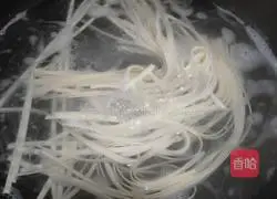 Illustration of braised noodles 3