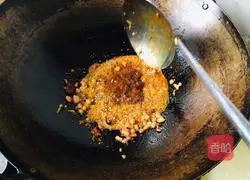 Illustration of how to make braised noodles 4