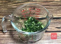 Mustard Seedling Egg Pancakes Illustration of how to do it 3