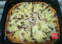 Illustration of how to make onion-stuffed sausage pizza 6