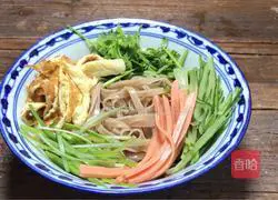 Illustration of how to make ham and egg noodles 12