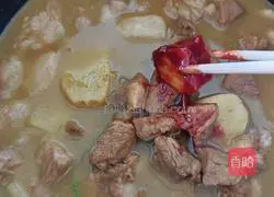 Illustration of how to make Roujiamo (steamed bun version) 11