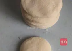 Illustration of how to make sugar-wrapped pimples 3