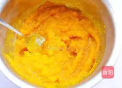 Illustration of how to make pumpkin orange lanterns 8