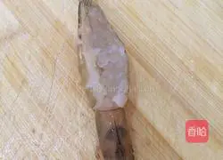 Illustration of how to make garlic shrimps 2