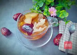 Snow pear, white fungus and red date soup recipe 10
