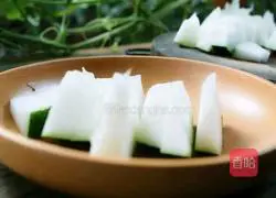 Recipe for Rehmannia Winter Melon and Pork Bone Soup 7