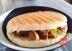 Illustration of how to make Roujiamo 16