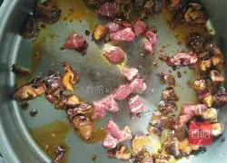 Illustration of how to make mushroom noodles 6