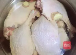 Illustration of how to make curry duck leg noodles 2