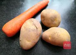 Illustration of how to make potato cakes 1