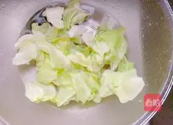 Ham Illustration of how to make fried noodles with eggs 2