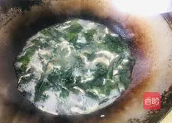 Sea Vegetable Shredded Pork Soup Recipe Illustration 7