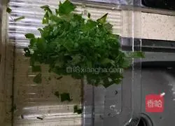 Illustration of how to make scallion pancakes 4