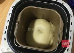 Illustration of how to make crispy braided bean paste bread 7