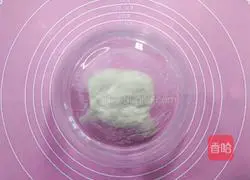 Illustration of how to make crispy fried dough sticks 6