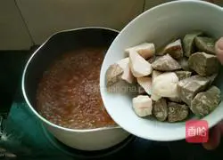 Illustration of how to make Spicy Beef Meatball QQ Noodles 5