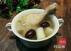 Illustration of how to make chicken legs, bamboo fungus and yam soup 9