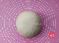 Illustration of how to make pork and beans stuffed buns 18