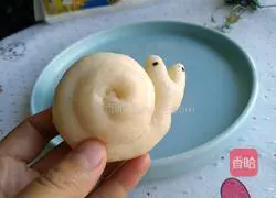 Illustration of how to make snail steamed buns 12