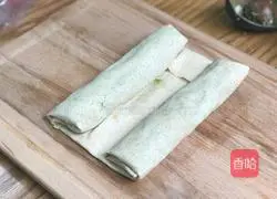 Avocado Banana Roll Recipe Illustration 4