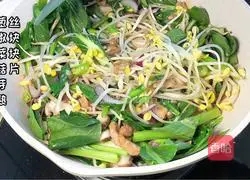 Illustration of how to make shredded pork noodles 6