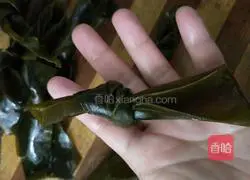 Illustration of how to make kelp and pork ribs soup 2