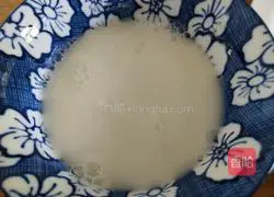 Illustration of how to make fried buns 8