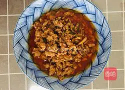 Illustration of making meat noodles 7