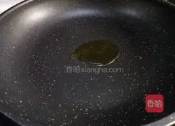 Illustration of how to make tomato meat sauce pasta 4