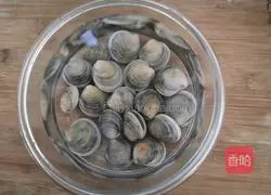 Fresh clam and winter melon soup recipe 1