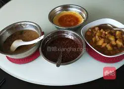 Illustration of how to make Zhangjiakou's special delicacy oatmeal noodles 6