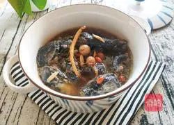 Illustration of how to make coconut black chicken soup without adding a drop of water 13