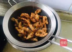 Illustration of braised crispy pork 2