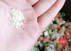 Illustration of how to make siomai 6