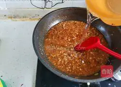 Illustration of how to make noodles with mushroom meat sauce 14