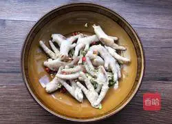 Illustration of how to make cold chicken feet 7