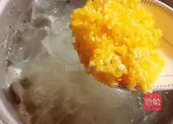 Illustration of how to make corn, sweet potato and white fungus soup 14