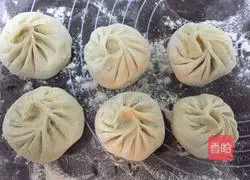 Illustration of how to make steamed buns 21