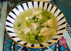 Illustration of how to make small wontons in clear soup 6