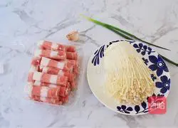 Enoki mushrooms Illustration of how to make fat beef rolls 1